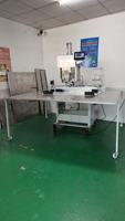 Máquina de coser por puntos con control por computadora para colchones, máquina de clavado de puntos para almohadas y cojines con cabezal elevable