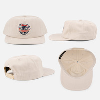 Casquette de baseball 5 panneaux personnalisée brodée Globe en coton brossé crème, visière plate, style rétro streetwear, snapback vintage pour homme, vente en gros