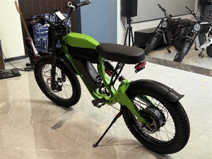 Nuova Bici Elettrica da Cross Verde 2026 con Freni a Disco Idraulici e Schermo Orizzontale, 21000W, Alta Velocità, Disponibile negli USA - Product Image 5
