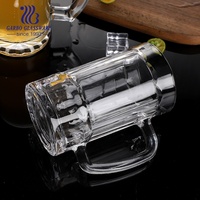 Logo personnalisé Vente en gros Grand volume de verres Tasse à vodka transparente transparente Bouteille d'eau Verre à bière avec poignée Tasses à boire