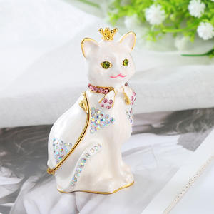 Boîte à bijoux en métal émaillé en gros, boîte cadeau, couronne, chat, cadeaux pour femmes, boîte décorative de mariage, ornements en métal - Product Image 1