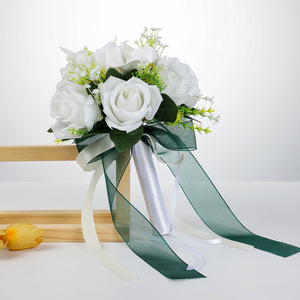 <span class=keywords><strong>Bouquet</strong></span> <span class=keywords><strong>de</strong></span> Mariée avec Roses <span class=keywords><strong>et</strong></span> <span class=keywords><strong>Lys</strong></span> Calla, Style Forêt Niche, pour l'Enregistrement du Certificat - Product Image 1