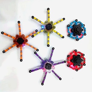 Fidget Spinners - Échantillon Gratuit - Fidget Spinner Transformable en Robot à Chaîne - Jouet Mécanique pour Doigts - Product Image 5