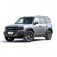 Offre Spéciale 2024 Jetour Traveller 2.0T 4x4 Toit Panoramique Volant à Gauche SUV Noir Grand Espace Automatique Véhicules d'Occasion Moins Chers en Stock