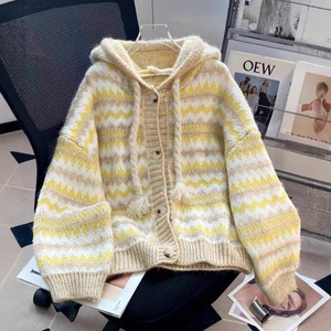 Cárdigan de punto suave a rayas con capucha para mujer, estilo coreano grueso de otoño-invierno con borlas, anti-bolitas, manga larga - Product Image 1