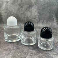 Vente en gros Flacons de pulvérisation de parfum vides carrés de luxe de 30ml 50ml 100ml avec pompe Design personnalisé et emballage de boîte de parfum