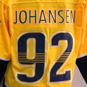 Livraison directe Nashville Ryan Johansen Maillot de hockey national brodé - Product Image 1