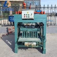 Machine à blocs de ciment moyens, moulage par vibration, machine à briques autobloquantes, machine à briques creuses, briqueterie haute performance