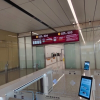Cadre de montage rectangulaire en aluminium FIDS pour bande lumineuse LED, affichage des informations de vol à l'aéroport, boîte lumineuse encastrée murale haute