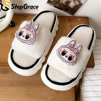 Pantoufles d'hiver Labubu personnalisées en usine StepGrace-Chaussures d'intérieur unisexes antidérapantes à semelle souple en fourrure pour couples et maison