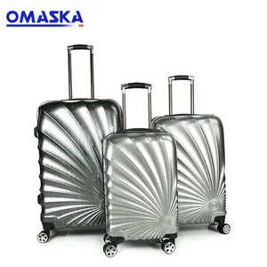 PC材质ISO9001认证手提箱国际旅行者工厂价格3件铝制行李箱
