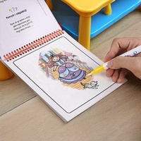 Nouveau livre de dessin et ensemble de peinture à l'eau magique éducatif pour les enfants âgés de 2 à 4 ans en papier durable