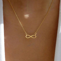 Collier pendentif en acier inoxydable avec symbole de l'infini (figure 8) le plus vendu pour femme - Chaîne de clavicule simple et élégante - Vente en gros de bijoux