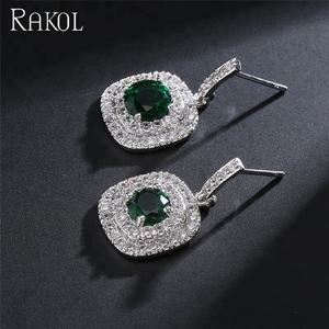 Boucles d'oreilles EP189 RAKOL en zircon cubique, motifs multiples, plaqué or, décoration de mariée - Product Image 2