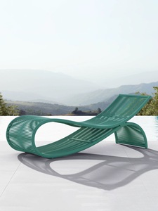 Chaise longue d'extérieur en aluminium et rotin pour hôtel, villa, terrasse, resort, jardin et piscine - Product Image 3