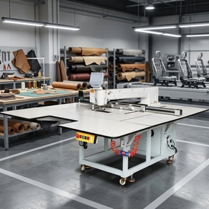 Máquina Industrial Programable de Cama Plana y Una Sola Aguja para Coser y Perforar Cuero y Esponja en Tapicería de Asientos de Coche - Product Image 3
