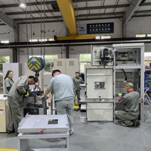 อุปกรณ์จ่ายไฟฟ้าภายในอาคาร 12KV ชุดสวิตช์เกียร์ไฟฟ้าหุ้มเหล็ก - Product Image 2