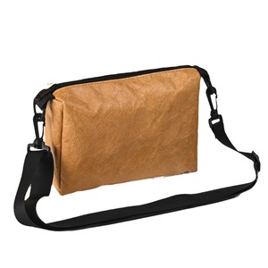 Sac bandoulière classique et moderne en Tyvek imperméable pour homme, design simple 2025 - Product Image 1