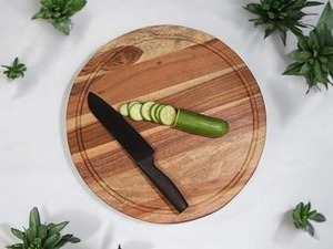 Planche à découper en bois de manguier brun foncé au design unique, durable, pour viande, légumes, fruits et pain, disponible à la vente - Product Image 3
