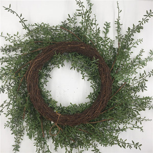 Guirnalda <span class=keywords><strong>de</strong></span> Césped Artificial Verde <span class=keywords><strong>de</strong></span> 24/28 Pulgadas para Decoración del <span class=keywords><strong>Hogar</strong></span>, <span class=keywords><strong>Venta</strong></span> <span class=keywords><strong>al</strong></span> <span class=keywords><strong>por</strong></span> <span class=keywords><strong>Mayor</strong></span> - Product Image 5