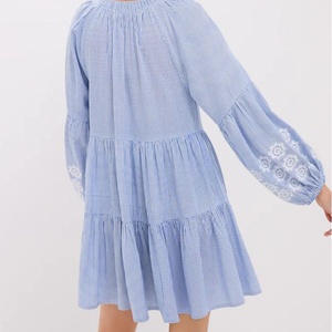 Vestidos de Verano al por Mayor para Mujer, Vestidos Casuales Holgados y Modestos, Vestido Mini con Cuello en V, 100% Algodón, Bordado Floral - Product Image 2