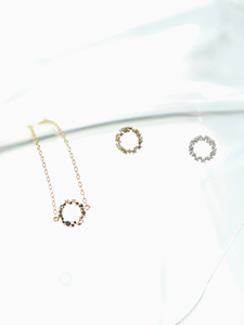 กำไลข้อมือ Brilliant02 สีเหลือง ทอง 14K เพชร มุก เครื่องประดับขายส่ง ผู้ผลิตเครื่องประดับชั้นดี กำไลสั่งทำ รับผลิตแบบ OEM ODM - Product Image 4