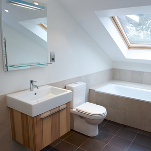 Prodotti Sanitari di Alta Qualità: Set Doccia, Mobili Bagno, Lavabo e WC da Produttori Professionali - Product Image 4