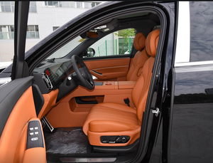 AITO M8 EREV 2025, SUV Eléctrico - 1250 km de Autonomía WLTC, Asientos Ventilados, Maletero Eléctrico, Alto Rendimiento para Viajes de Larga Distancia - Product Image 6