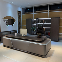 Bureau de direction ergonomique de luxe à finition brillante, respectueux de l'environnement, en MDF E1, avec charge sans fil, table de patron moderne, mobilier de bureau moderne