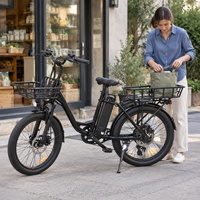 Vélo cargo familial à longue portée avec cadre bas, batterie amovible 36V et freins hydrauliques pour parents