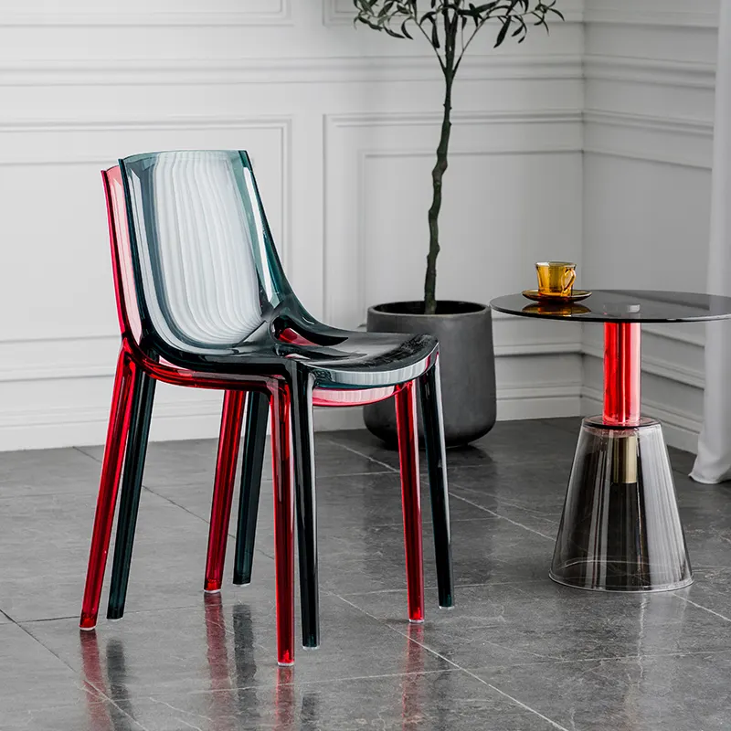 Sedie impilabili in plastica di vendita calde per mobili da bar e ristoranti sedia moderna trasparente per sala da pranzo