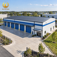 Entrepôt préfabriqué en structure métallique, bâtiment métallique à grande portée, construction industrielle à ossature acier multi-portes
