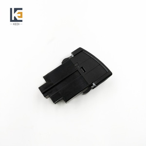 Cargador de coche KEDI con puertos USB tipo A duales, carga rápida de 12V a 5V para vehículos Toyota - Product Image 5