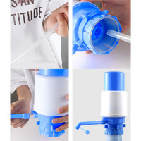 Pompe manuelle de bureau pour grande bouteille d'eau, mini-distributeur portable en plastique de 19 litres (20L, 5 gallons)