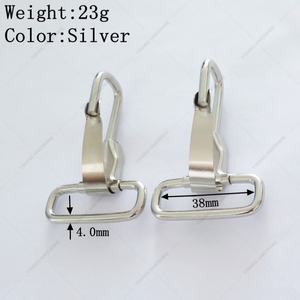 โรงงานอี้หวัง ขายส่ง ตะขอเกี่ยวแบบกด ขนาด 4.0x38 มม. ทำจากโลหะสีเงิน - Product Image 3