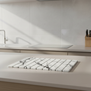 Tappetino Pieghevole in Terra Diatomacea per Asciugatura Piatti, Assorbente, in Pietra Marmorizzata, Eco-Friendly, Utilizzabile anche come Tappetino da Bagno - Product Image 1