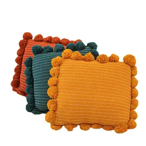 Housse de coussin décoration pompon jeter taie d'oreiller grosse taie d'oreiller tricotée boule touffetée housse de coussin avec glands