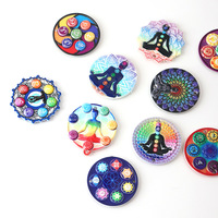 Pendentif Breloque Artisanat en Résine UV Personnalisé Yoga Méditation 3D Lotus Zen Mandala Chakra Ornement Suspendu Vente en Gros OEM