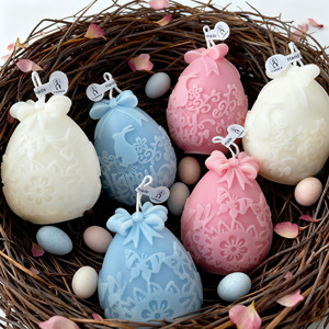 Vela perfumada con forma de huevo de Pascua, con diseño en relieve de mariposa y conejo, adorno de escritorio para regalo navideño. - Product Image 1
