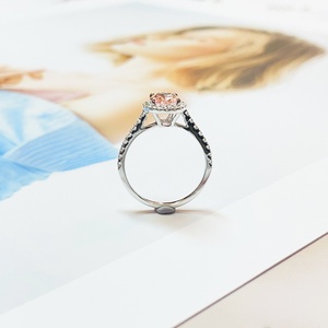 Anillo de Boda de Oro Blanco de 14k/10k/9k con Diamante Cultivado en Laboratorio Clásico Certificado por IGI en Color Rosa Elegante, Joyería para Fiestas - Product Image 3