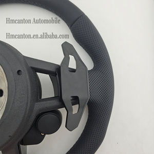 Volante Deportivo de Cuero Perforado con Botón R8, Compatible con Audi R8 - Product Image 3