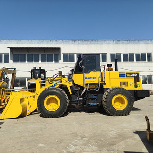 Cargadora de Ruedas Frontal KOMATSU WA380/WA300/WA320 Usada Original de Japón, 5 Toneladas, Motor de Alto Rendimiento, Bomba de Caja de Cambios Probada e Inspeccionada - Product Image 1