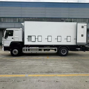 Camión Frigorífico HOWO 4X2 para Transporte de Ganado y Aves de Corral, Camión de Carga para Entrega de Pollos Vivos - Product Image 3