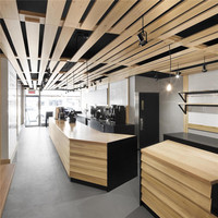 Kiosque de vente de thé au lait moderne personnalisé, comptoir de bar d'exploitation intérieure, table en bois, décoration, design de magasin de thé au lait