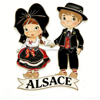Aimant de réfrigérateur en métal émaillé, souvenir de l'Alsace, France, de qualité supérieure, motif chalet et horloge coucou, cadeau touristique