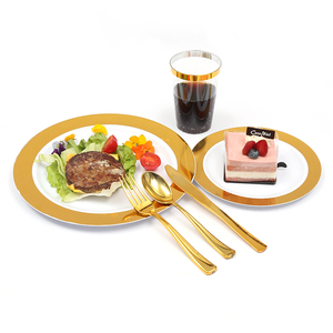 Lot de 350 Assiettes de Luxe Jetables en Plastique Sans BPA, Vaisselle Moderne avec Bord Doré, Assiettes de Présentation pour Restaurant et Mariage - Product Image 2