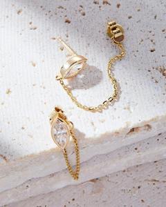 Nouvelles boucles d'oreilles pendantes vintage en or 14 carats en forme de goutte d'eau - Product Image 1