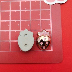 Mini adornos <span class=keywords><strong>de</strong></span> resina planos con forma <span class=keywords><strong>de</strong></span> fresa y mariposa para manualidades, decoraciones con pegamento cremoso, accesorios para dijes <span class=keywords><strong>de</strong></span> <span class=keywords><strong>teléfono</strong></span>. - Product Image 6