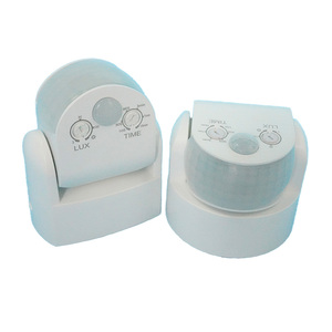 Interrupteur d'éclairage mural IP44 avec détecteur à émission blanche pour lumière <span class=keywords><strong>LED</strong></span> - Product Image 1