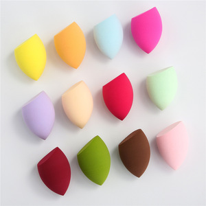Hot Selling Custom Design Teardrop Shape Latex Free Beauty <b>Makeup</b> Sponge Foundation Sponge Applicator Sponges for <b>Makeup</b> - Product Image 5
